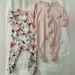 OOFOS Girls 2-Pack Footies in Pink Floral & Pink Grid